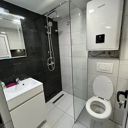 Bulevar 아파트